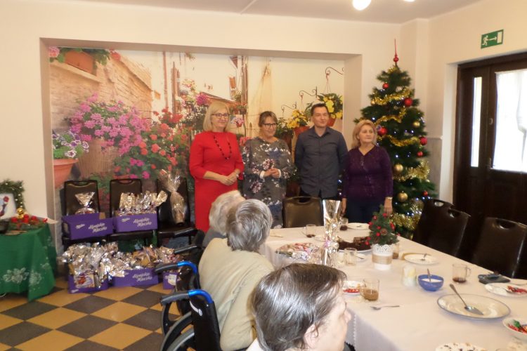 10.12.2019 r. Mikołajkowe prezenty od Rady Dzielnicy